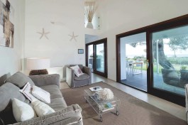 Luxury Villa Nettuno in Sicily for Rent | Villa near the Beach - Living Room