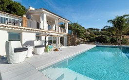 Luxury Villa Pales in Sicily for Rent | Villa with Pool and Seaview