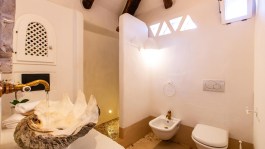 Luxury Villa Paradiso in Sardinia for Rent | Villa with Pool and Sea View - Bathroom