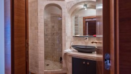 Luxury Villa Phoenix in Sardinia for Rent | Villa with Pool and Sea View - Bathroom