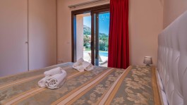 Luxury Villa Phoenix in Sardinia for Rent | Villa with Pool and Sea View - Bedroom