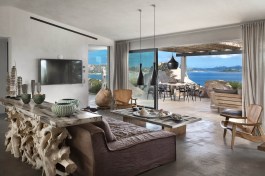 Luxury Villa Porto Rafael in Sardinia for Rent | Living room and sea view