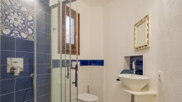 Luxury Villa Sandra in Sardinia for Rent | Beach villa with private pool - bathroom