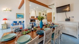 Luxury Villa Sandra in Sardinia for Rent | Beach villa with private pool - table