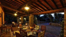 Villa Virginia in Tuscany for Rent - terrace with table