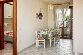 Apartment in Villetta Tina in Tuscany for Rent | Table in Living Room