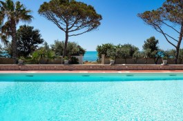 Luxury Villa Maya in Sicily for Rent |  Modica - Villa with Pool and Seaview