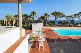 Luxury Villa Maya in Sicily for Rent |  Modica - Villa with Pool and Seaview - Pool