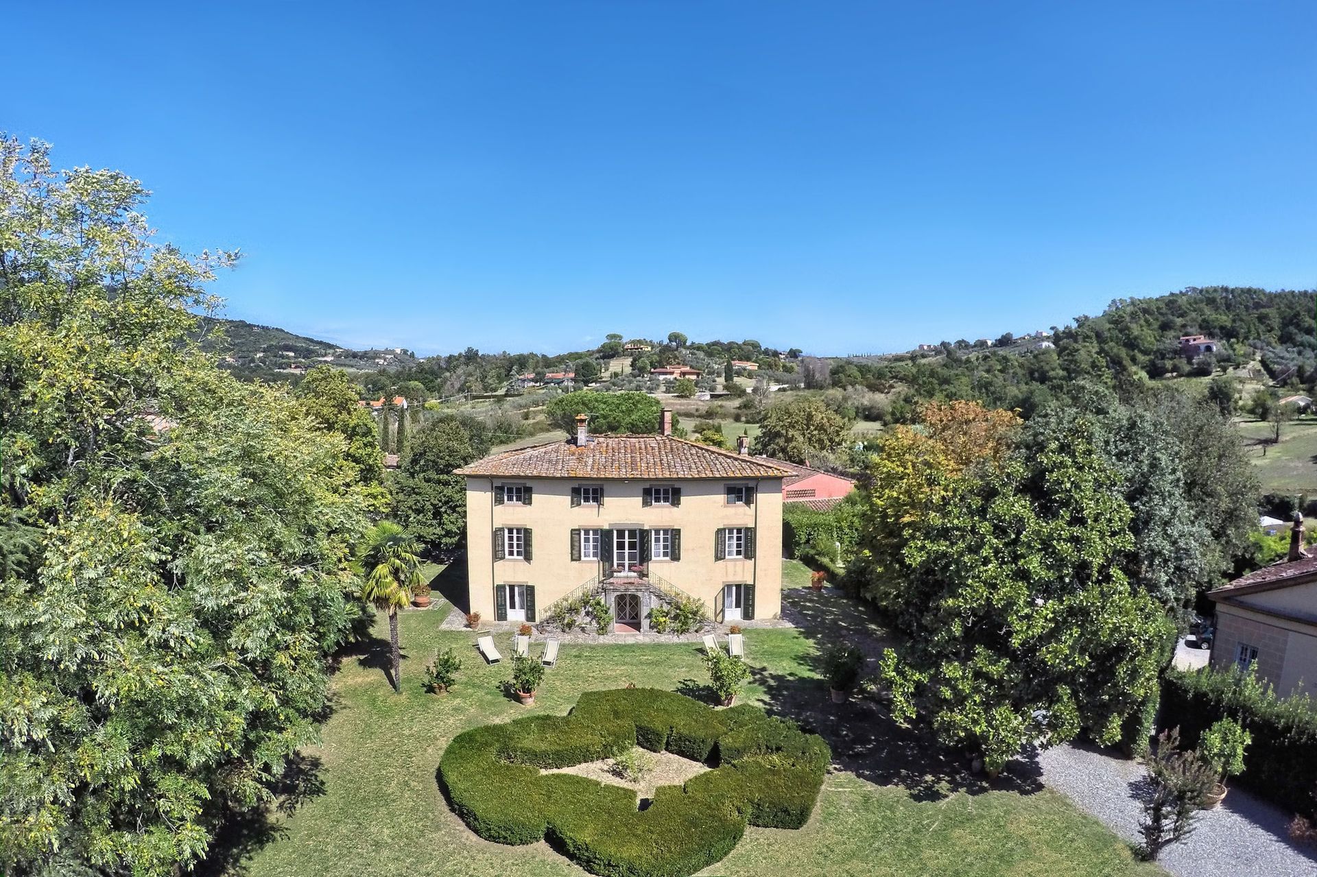Villa Clara in Tuscany for Rent | Villa with Private Pool - Garden